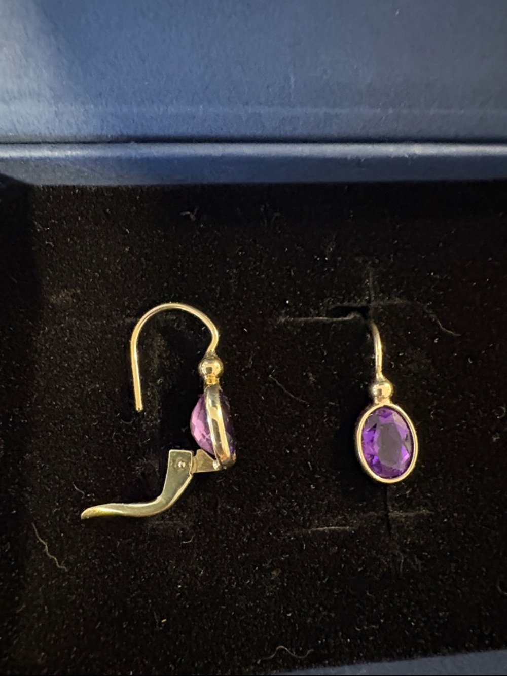 Gold vintage Drop Earrings with Purple Gemstones  Amethyst  .Gold 10K